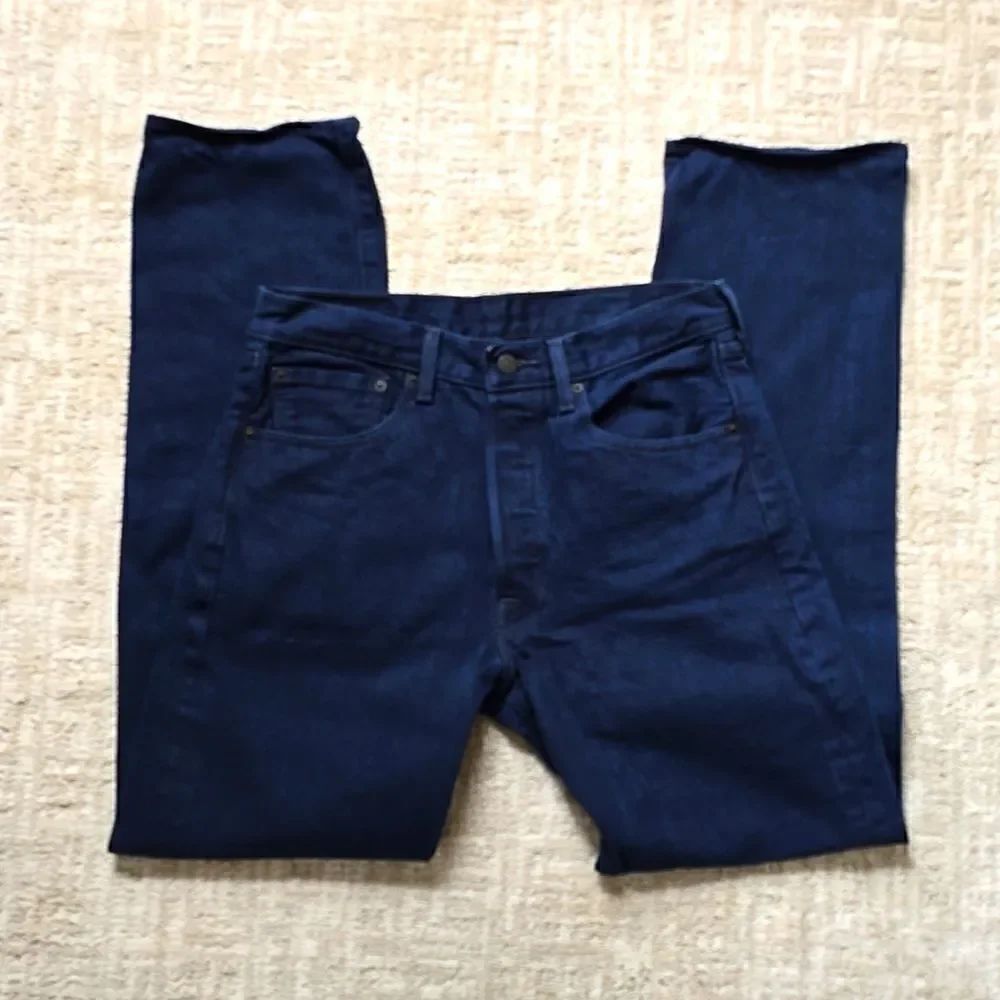 Levi's | ButtonFly Dark Wash Jeans